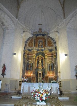 Altar mayor de la iglesia parroquial.