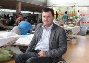 Francisco Sardón, vicepresidente del Cermi y presidente de Aspaym, en el centro de rehabilitación de esta última en Valladolid. ::                             H. SASTRE