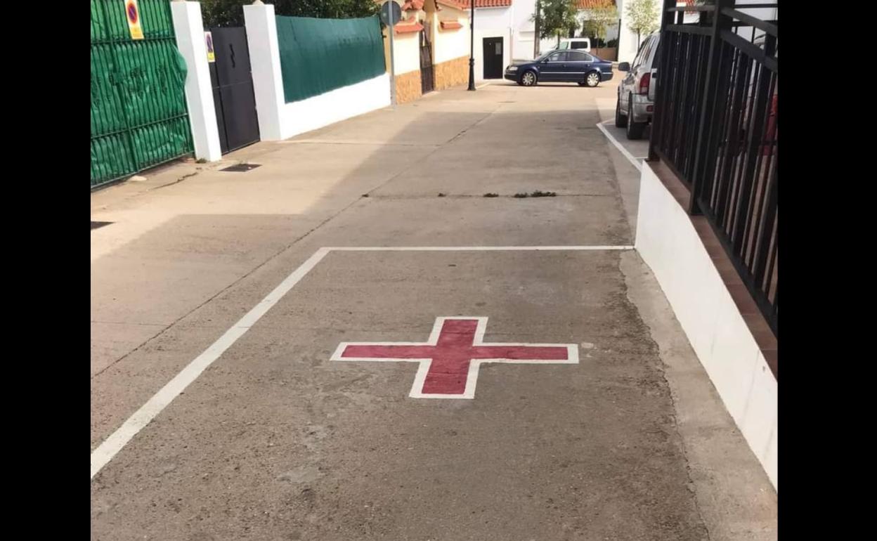 Las ayuntamientos de Alburquerque, La Codosera y Villar del Rey se unen a la recogida de firmas que exige la restitución del servicio de ambulancias UPE