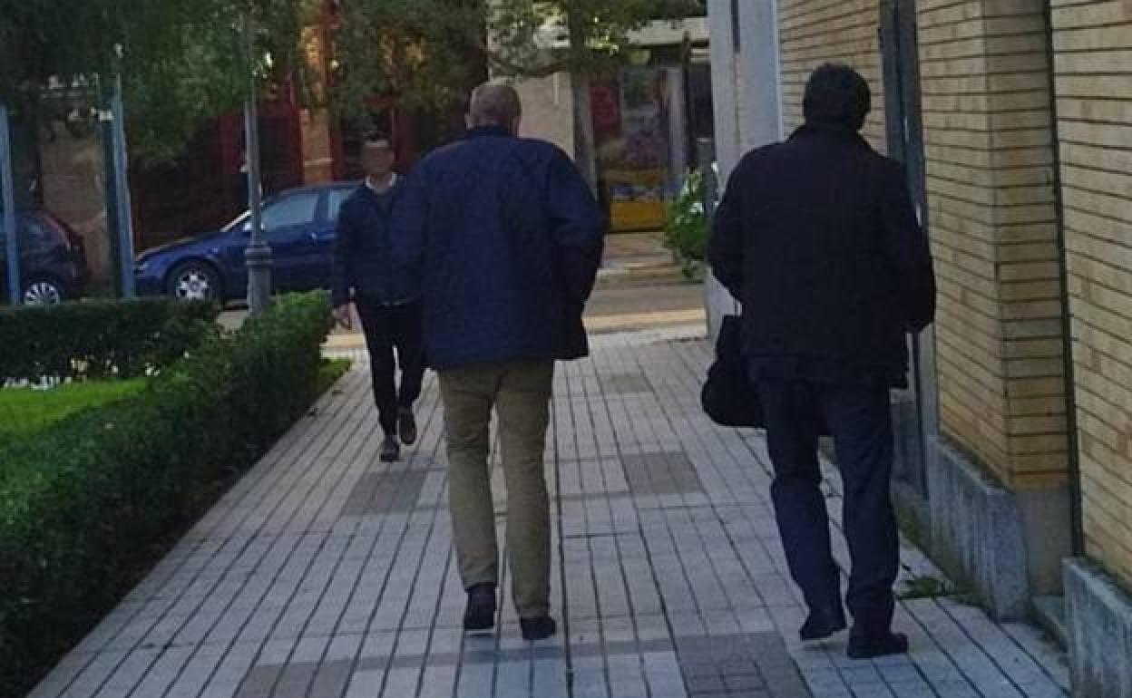 Ángel Vadillo, ocho meses sin carné y multa tras dar positivo en alcohol en Badajoz