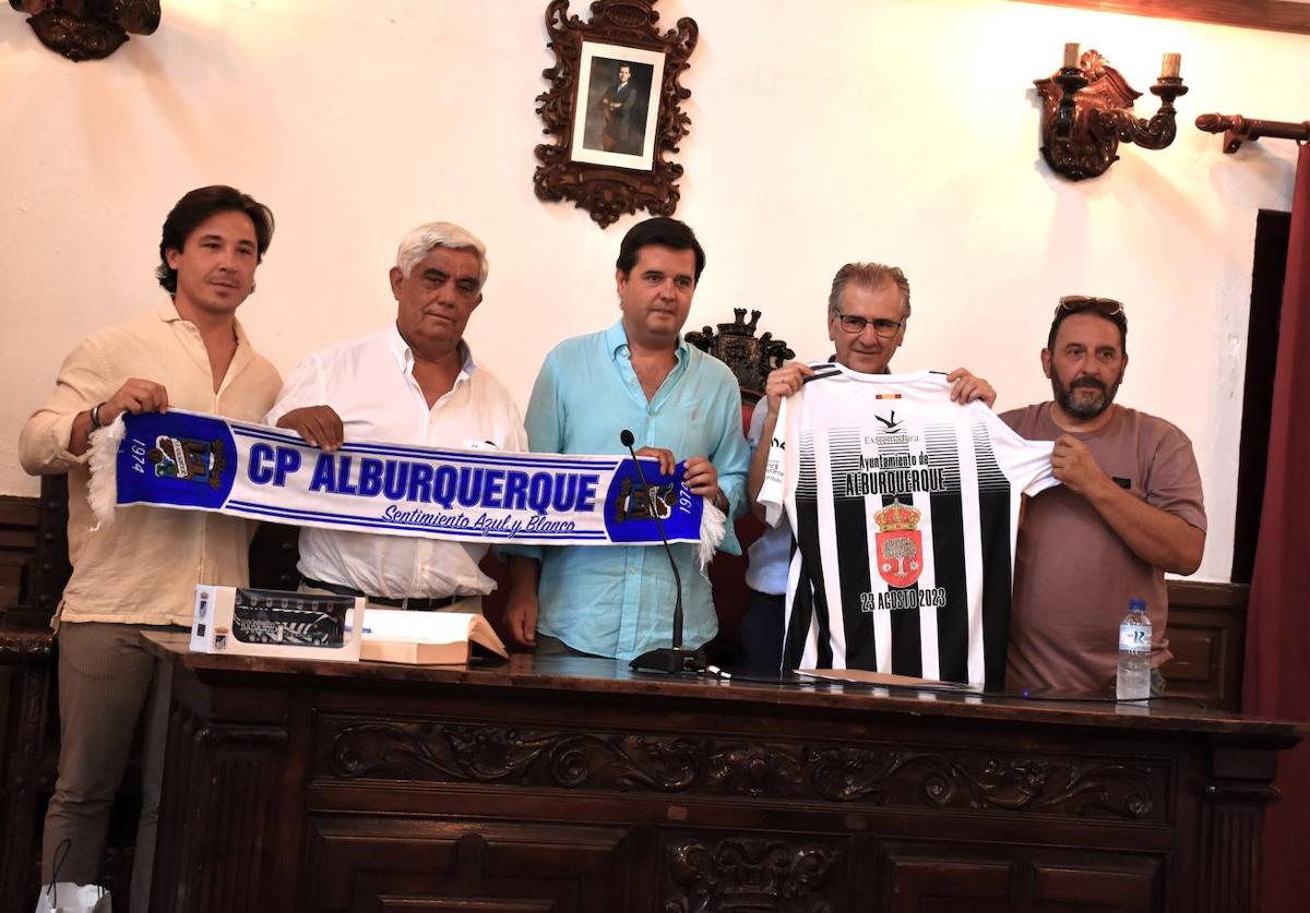 El CD Badajoz y el CP Alburquerque estrechan relaciones