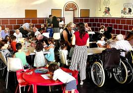 Actividad compartida con mayores de las Ludotecas de verano