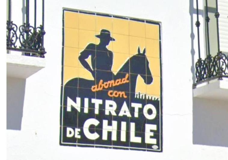 El panel de 'Nitrato de Chile' de Alconchel ya es Bien de Interés Cultural