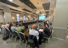 Momento de una de las reuniones mantenida por este nuevo grupo de empresarios