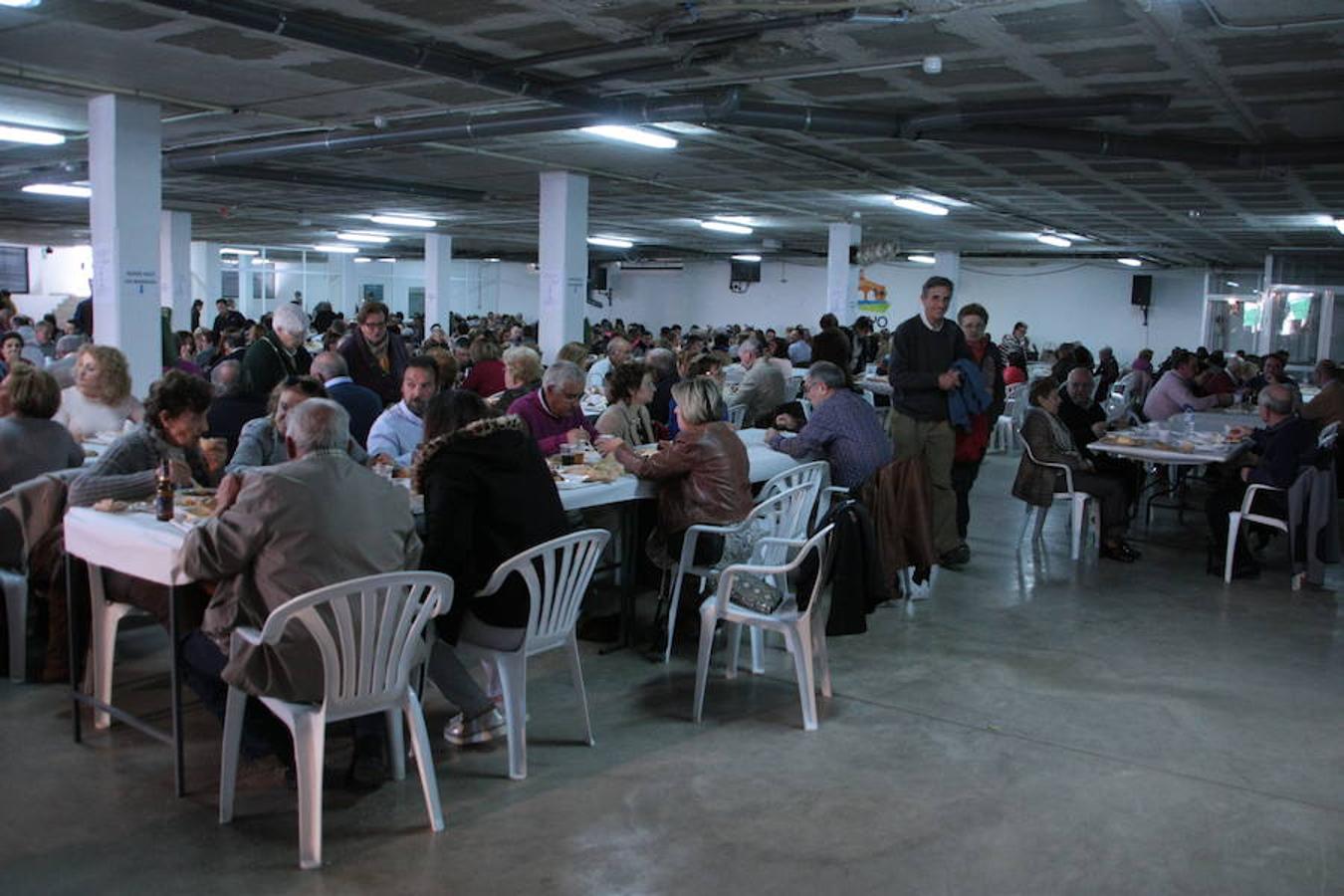 Degustación popular de coles con buche