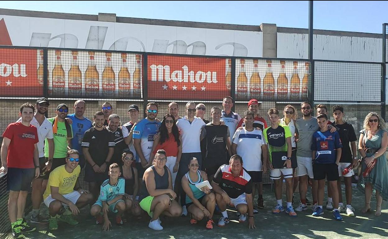 Éxito en la II edición del Torneo de Pádel Mohou de Arroyo de la Luz