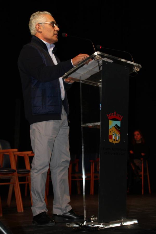 Joaquín Paredes, como representante del jurado.