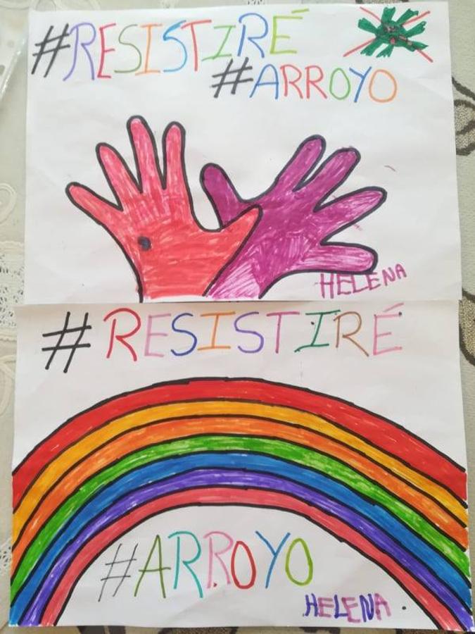 Fotos: Los más pequeños cuelgan mensajes de ánimos en sus balcones