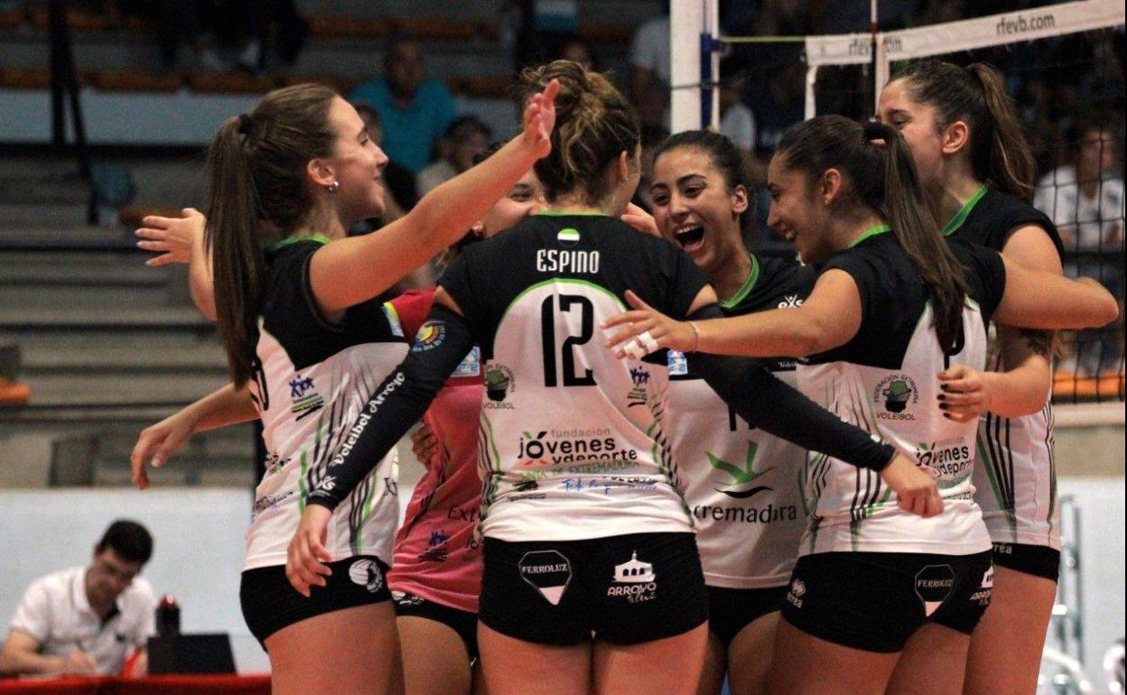 El Extremadura Arroyo presenta a la RFEVB dos propuestas competitivas para la temporada 20/21