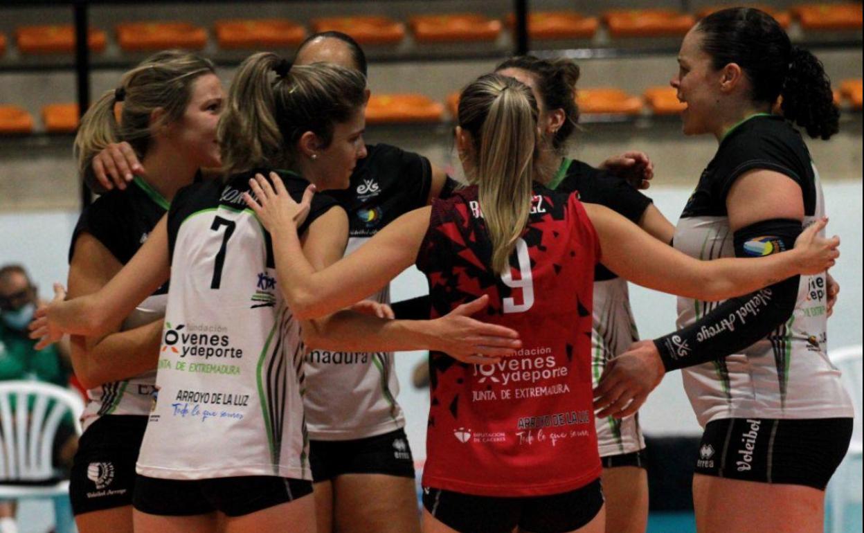 El Extremadura Arroyo suspende los entrenamientos al detectar dos positivos entre la plantilla
