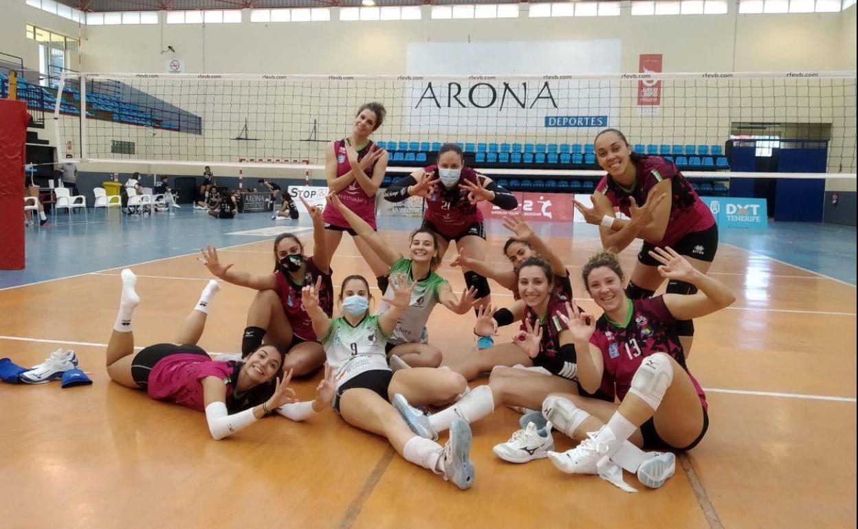 El Extremadura Arroyo sigue imparable, apabulla al Arona (0-3) y se convierte en el nuevo líder del Grupo 'A' de SF2