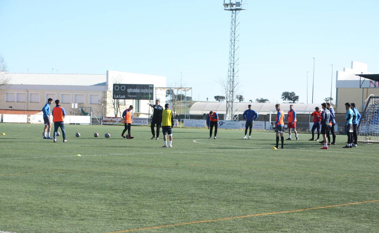 El Arroyo CP regresa a los entrenamientos