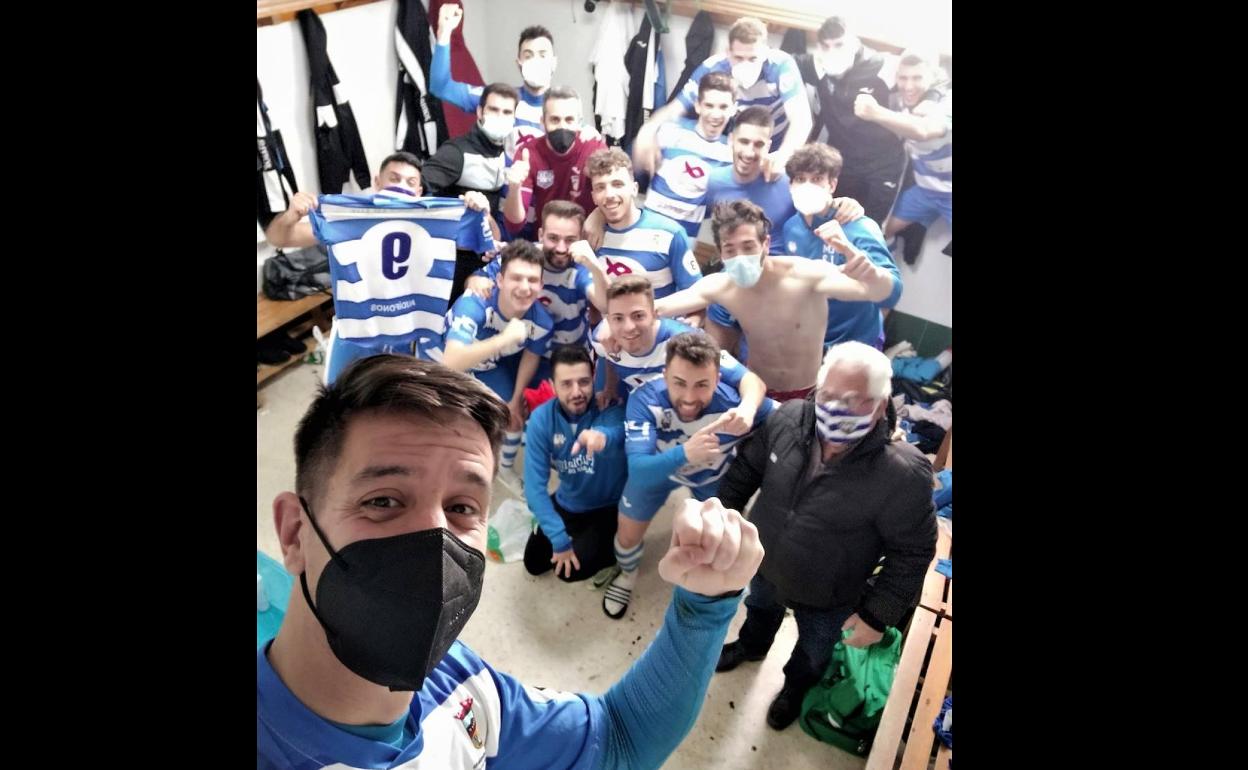 El Arroyo consigue 3 puntos en Fuente de Cantos con un marcador de 1-2