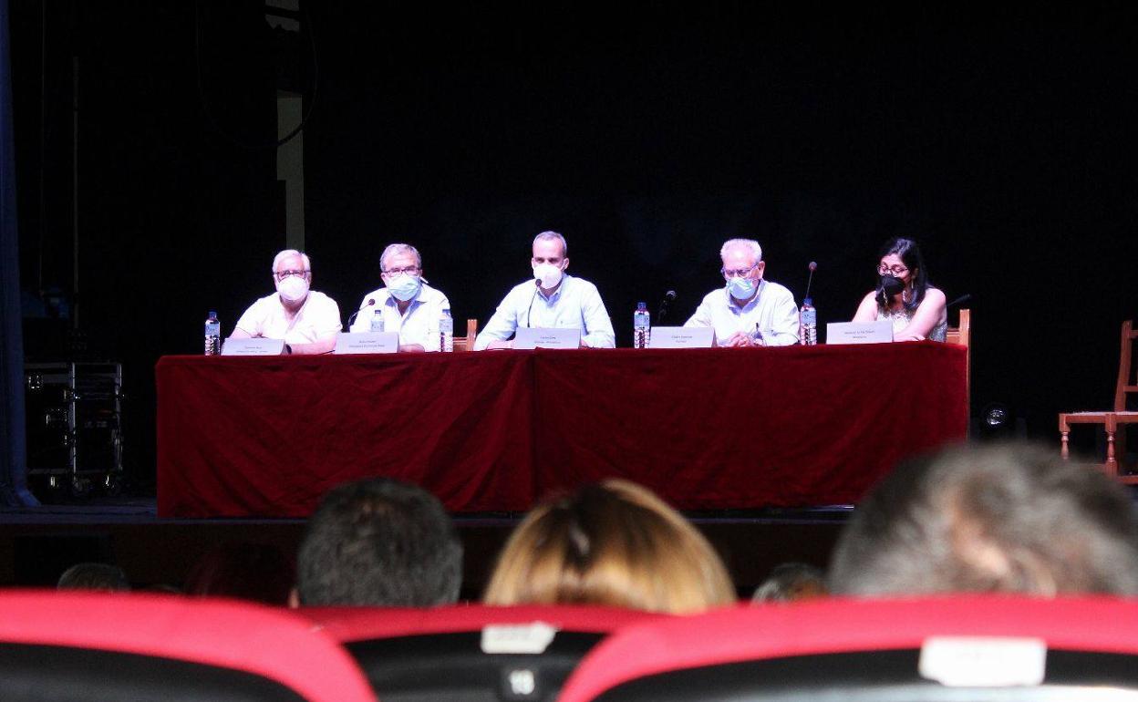Presentado el cuento benéfico 'El país de las golosinas'