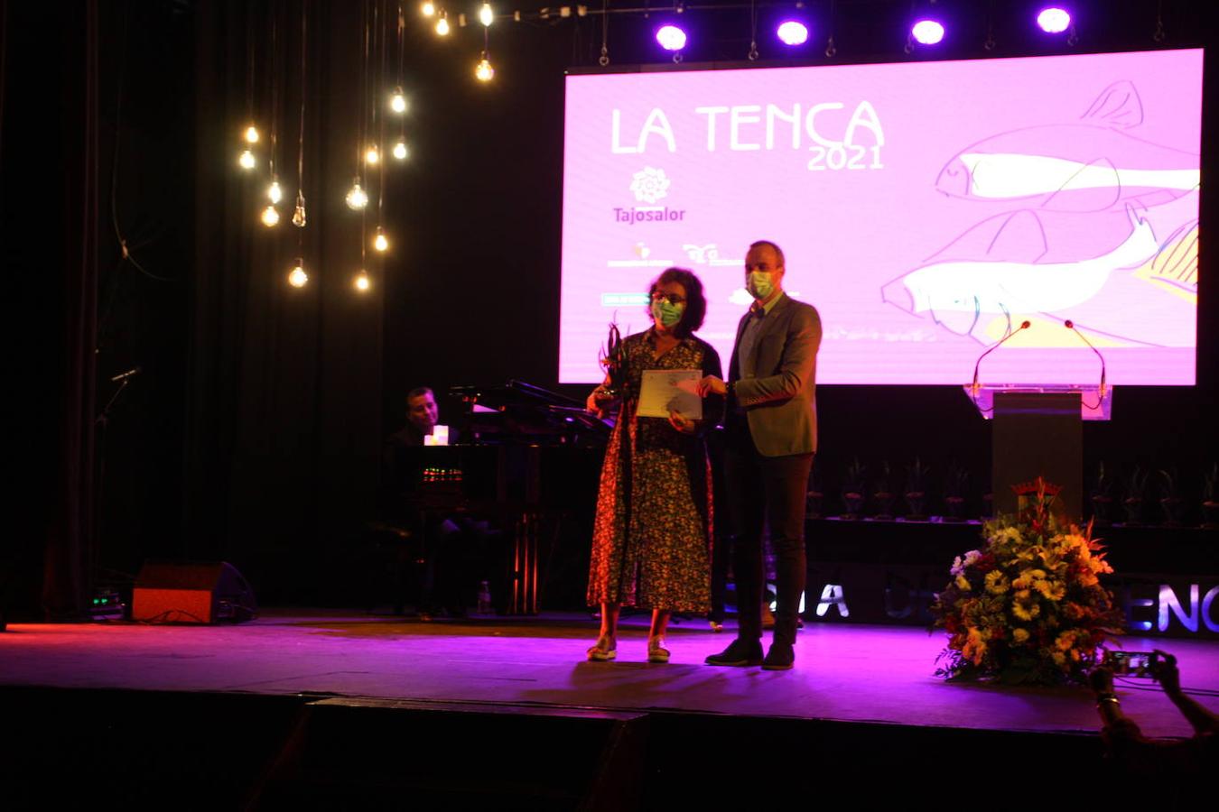 Foto de familia de los premiados y autoridades. 