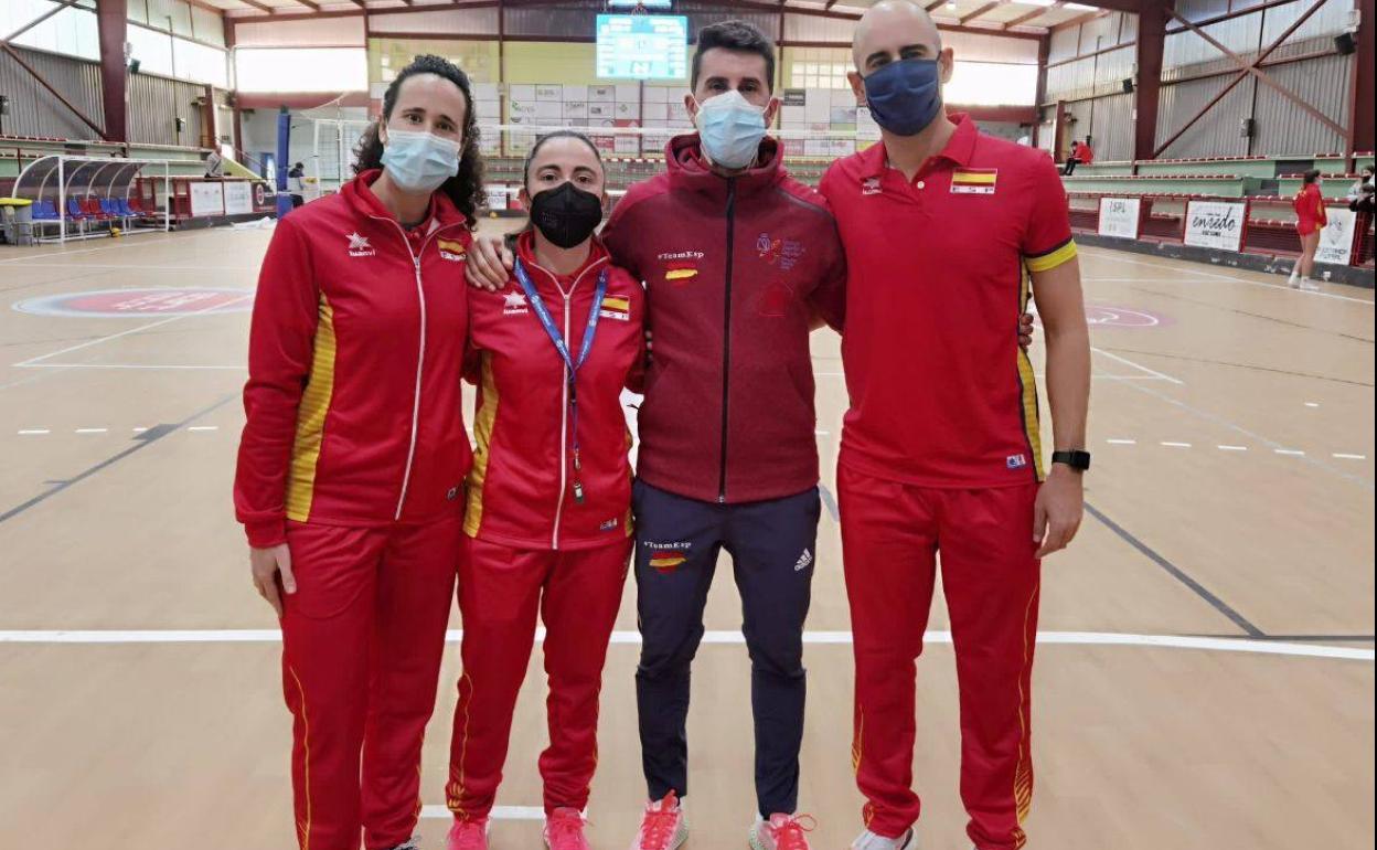 Judith Pérez, jefa de expedición del combinado nacional sub-17 en Bélgica