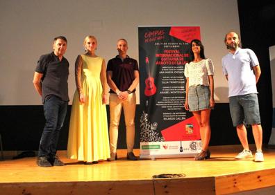 Imagen secundaria 1 - Grandes guitarristas participaron en el ciclo de conciertos del Festival Internacional de Guitarra de Arroyo de la Luz