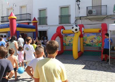 Imagen secundaria 1 - Gran asistencia durante el Día de las Familias