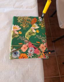 Imagen secundaria 2 - La biblioteca arroyana acogió un taller de Encuadernación Japonesa dentro del proyecto 'Bibliotecas Vivas'