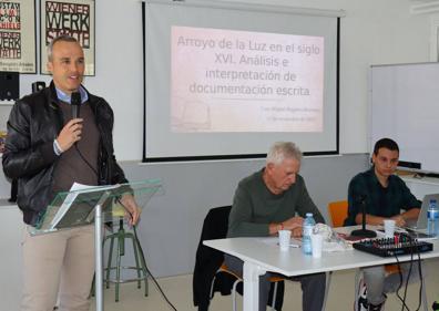 Imagen secundaria 1 - Presentado el libro 'Arroyo de la Luz en el siglo XVI'