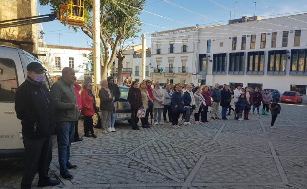 Imagen principal - Arroyo celebró varios actos por el Día Internacional para la Eliminación de la Violencia Contra la Mujer