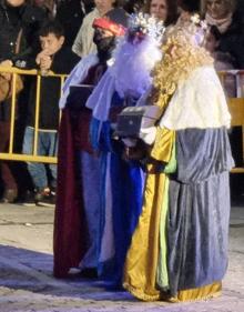 Imagen secundaria 2 - La plaza de Arroyo de la Luz volvió a acoger el Belén Viviente