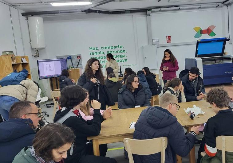 Los alumnos de Italia, Portugal, Hungría y Turquía asisten visitan el Circular FAB
