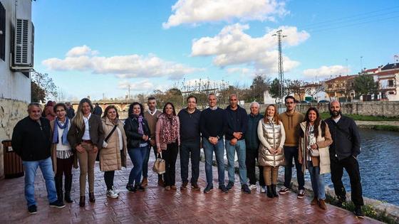 Vara visita algunos de los proyectos que se están llevando a cabo en Arroyo de la Luz