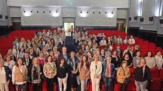 Arroyo de la Luz y Villafranca de los Barros participan en un Encuentro de Bordados