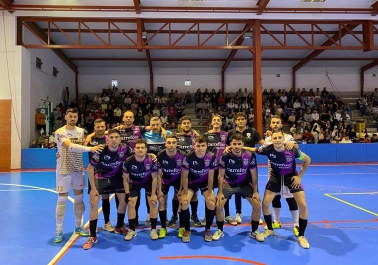 El equipo arroyano antes de comenzar el partido.