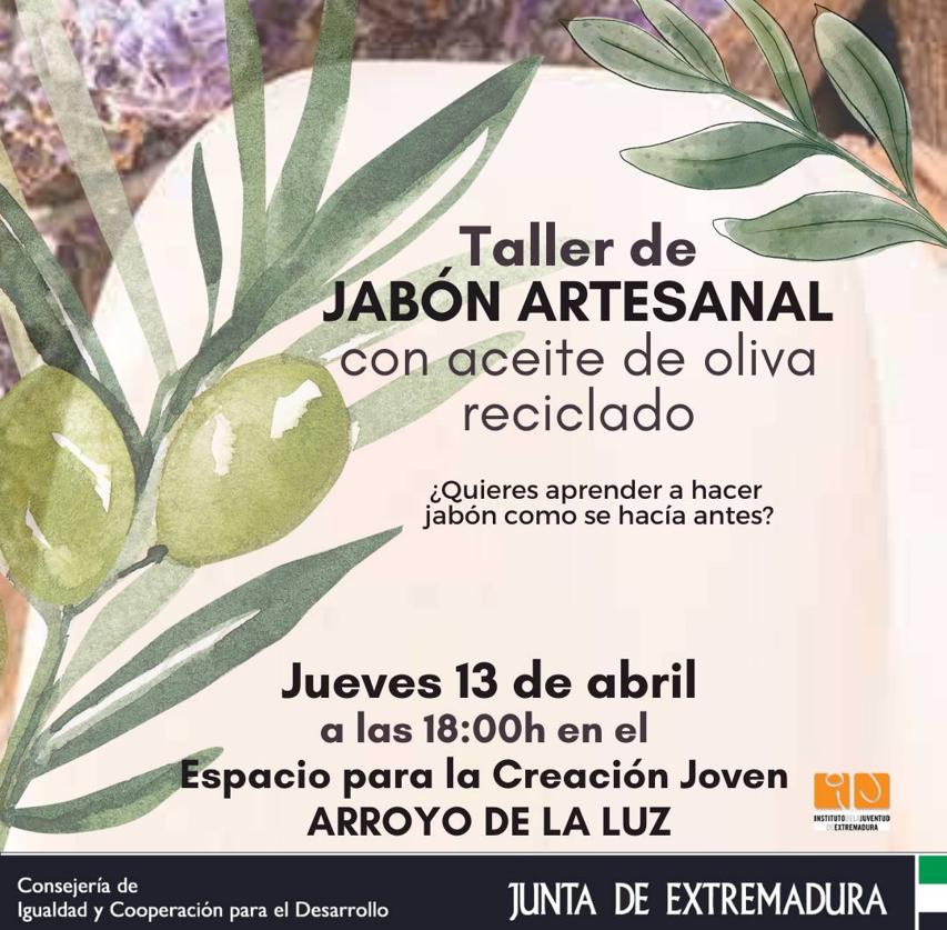 Taller de jabón artesanal en el ECJ de Arroyo de la Luz