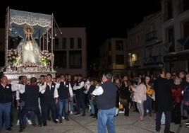 Llegada de la Virgen a la Plaza de la Constitución el pasado año 2022.