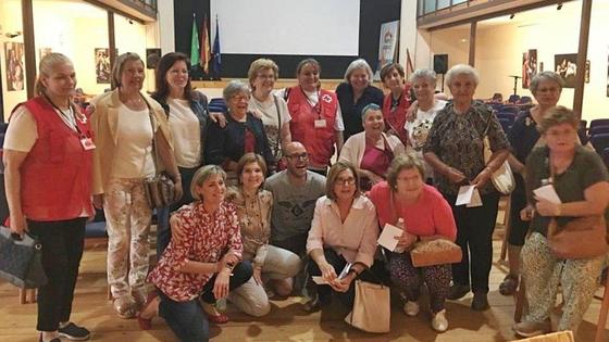 Gran acogida en la primera sesión de la jornada 'Estamos contigo 016 Empoderar, Fortalecer, Combatir'