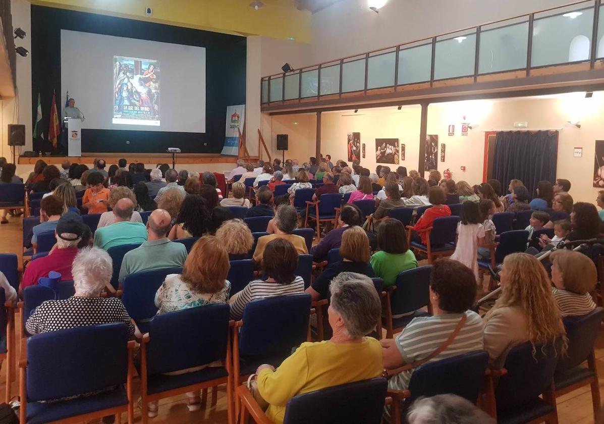 Más de 1.500 personas visitan 'La Luz del Divino' en 15 días