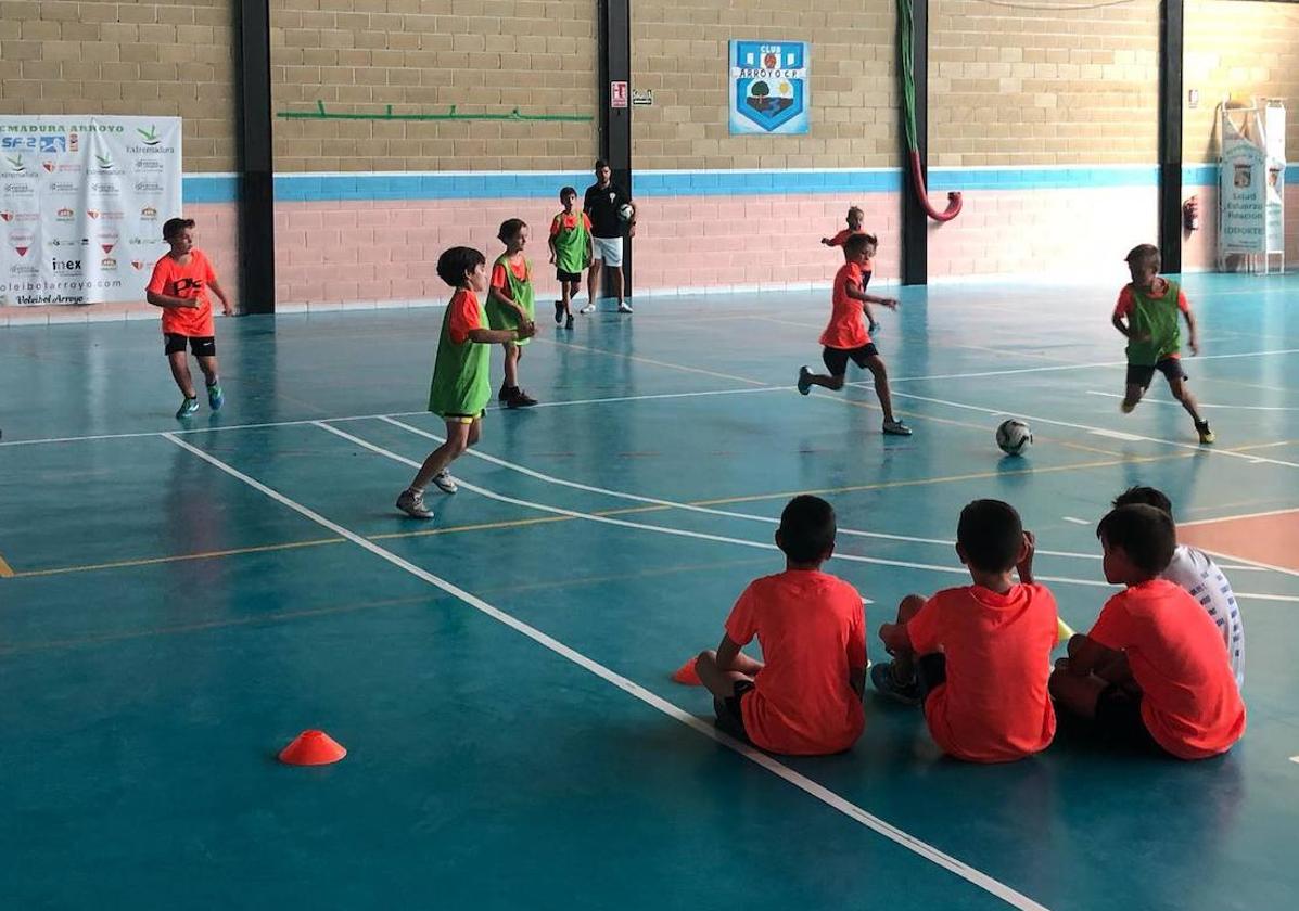 Vuelve el Campus de Verano del AD Arroyo FS