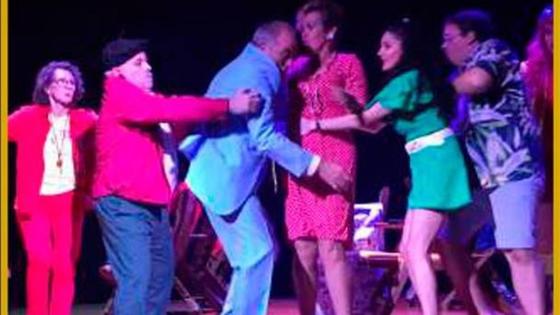 Cambaluz Teatro lleva 'Descarrilados' al Teatro de Arroyo de la Luz