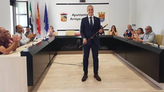 Carlos Caro vuelve a coger el bastón de mando