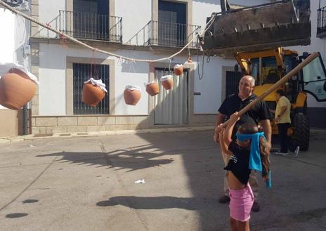 Imagen secundaria 1 - Jornada de fiesta y tradición alfarera