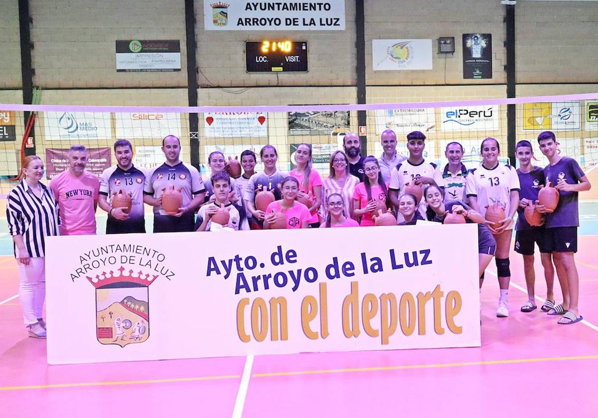 28 equipos participaron en el Torneo FestivoleyArroyo