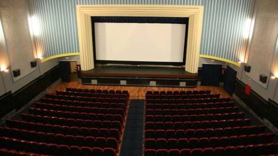 El Ayuntamiento renueva los carnets del cine para la temporada 2023-2024