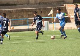 El Arroyo cede ante el Coria