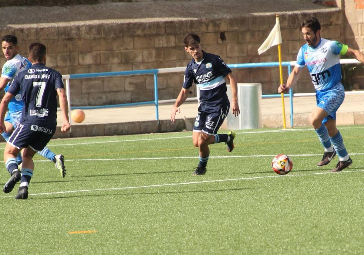 El Arroyo cede ante el Coria