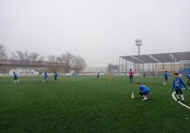 Varios niños durante uno de los entranmientos del campus.