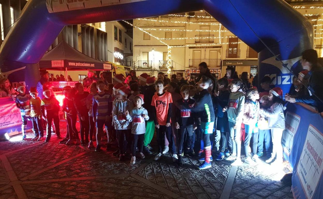 Salida de una de las carreras infantiles. 