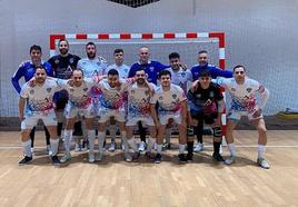 El equipo arroyano antes del comienzo del partido.