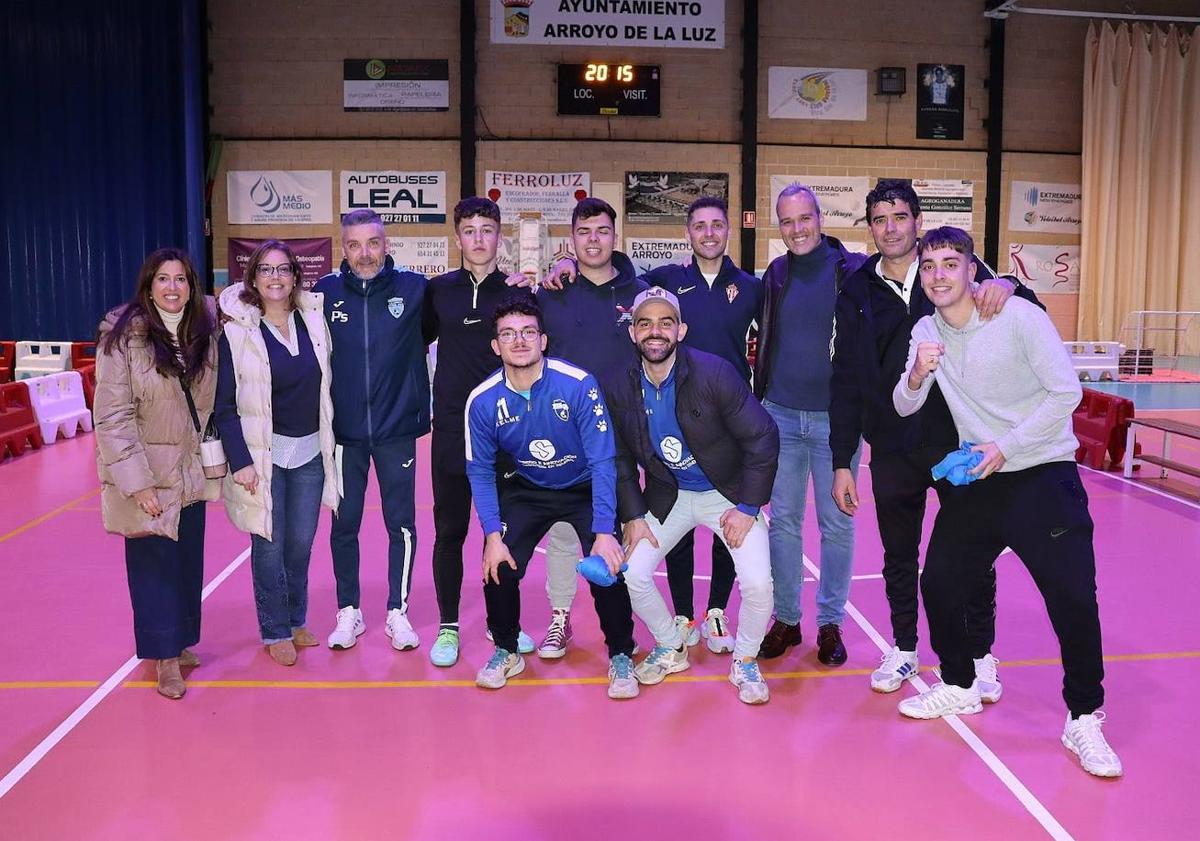 Imagen principal - Éxito en la celebración del 3x3 Día de la Luz