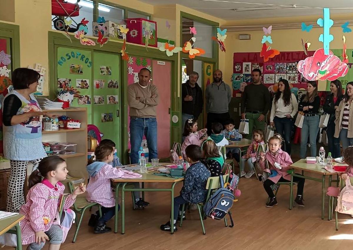 Imagen secundaria 1 - El colegio Ntra. Sra. de la Luz ha celebrado su jornada de Puertas Abiertas