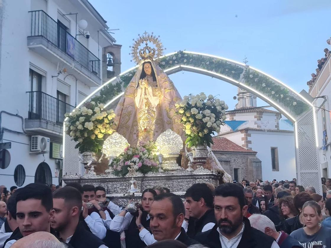 La Virgen de la Luz volvió a visitar su pueblo