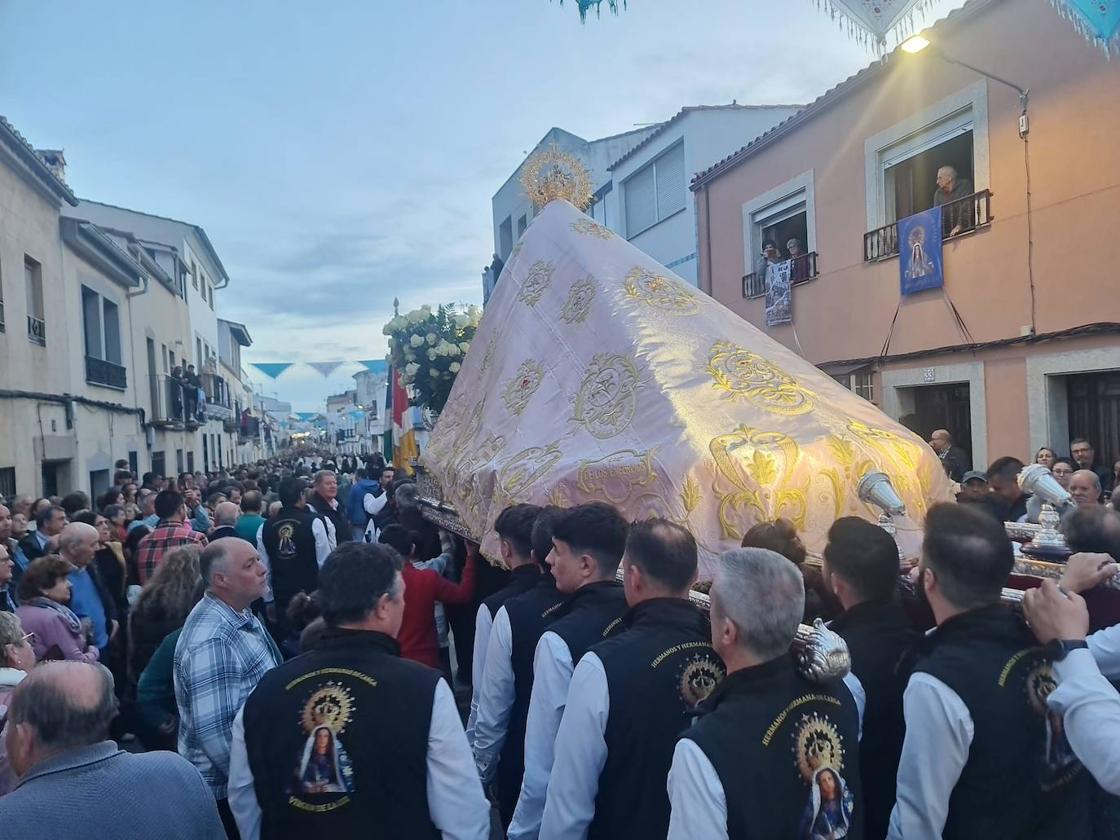 La Virgen de la Luz volvió a visitar su pueblo