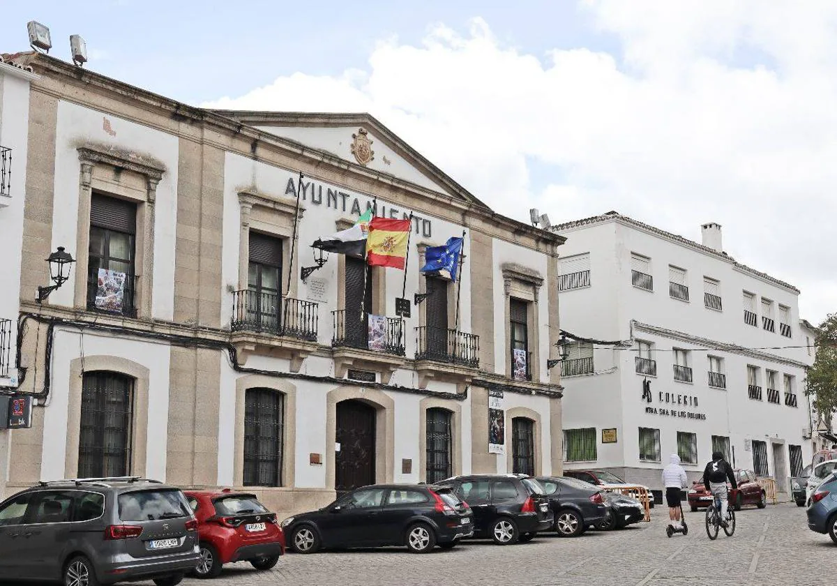 Ayuntamiento de Arroyo de la Luz.